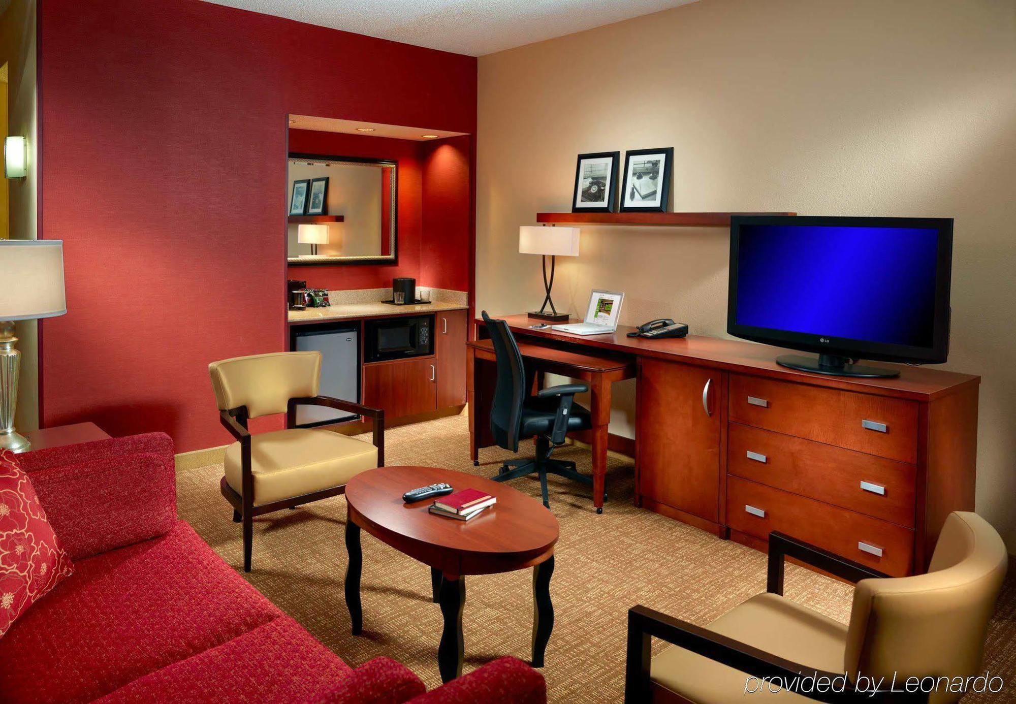 คอร์ทยาร์ด เบอร์มิงแฮม โฮมวู้ด Hotel ภายนอก รูปภาพ