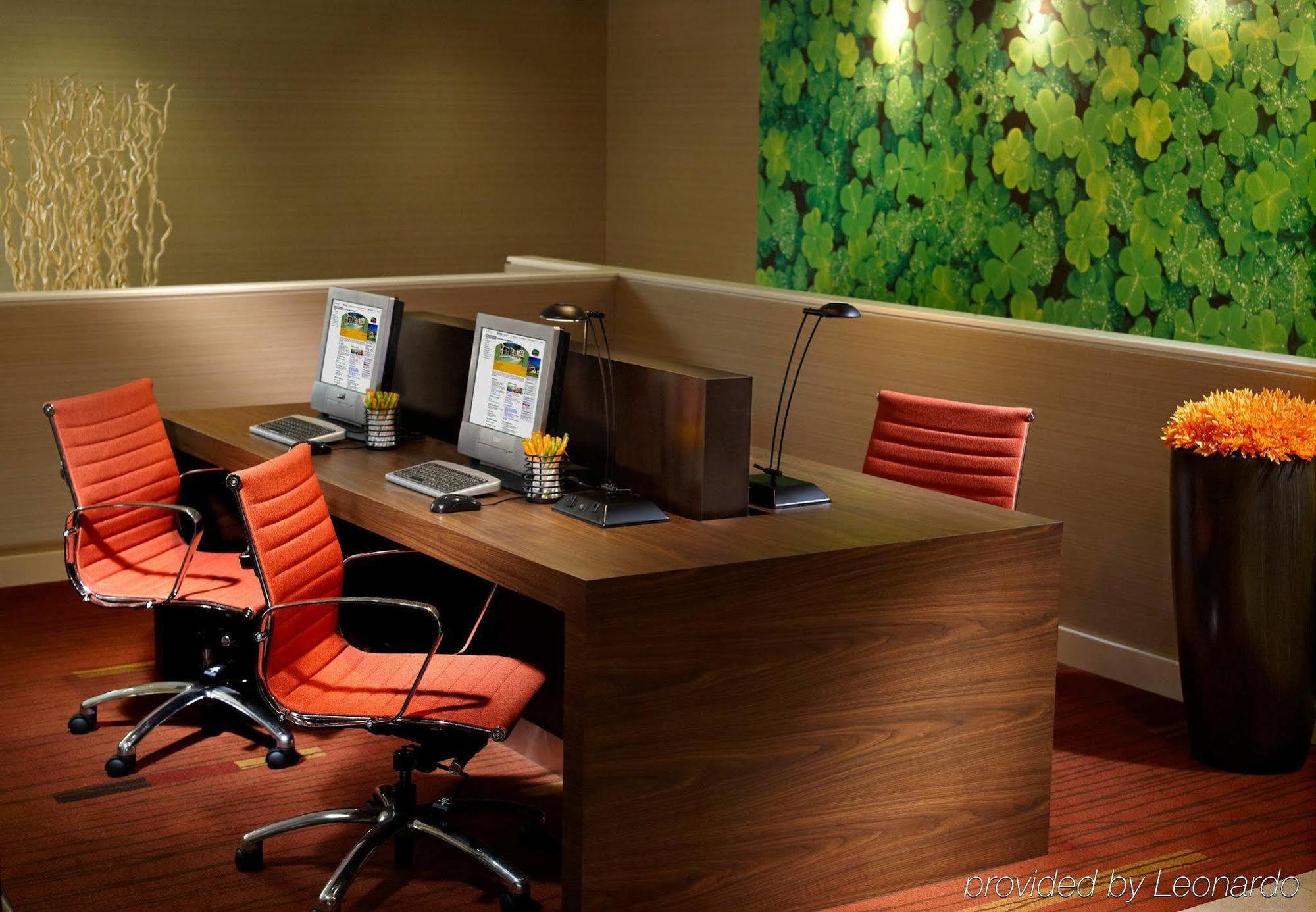 คอร์ทยาร์ด เบอร์มิงแฮม โฮมวู้ด Hotel ภายนอก รูปภาพ